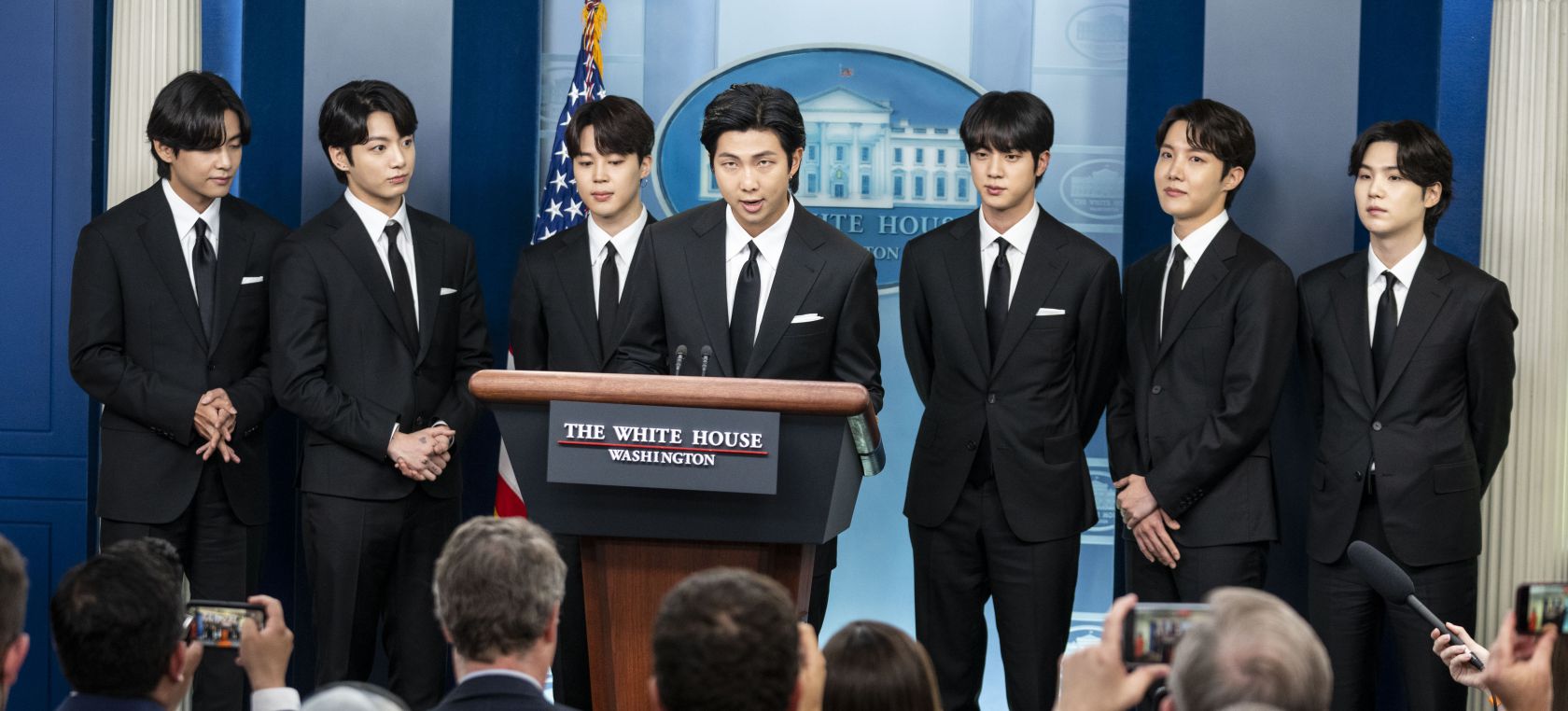 BTS acude a la Casa Blanca para denunciar el odio y la violencia hacia las personas asiáticas
