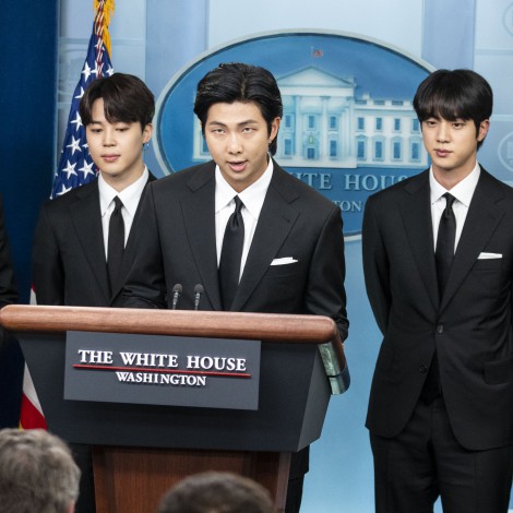 BTS acude a la Casa Blanca para denunciar el odio y la violencia hacia las personas asiáticas