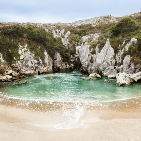 La playa más pequeña del mundo está en España y no tiene salida la mar