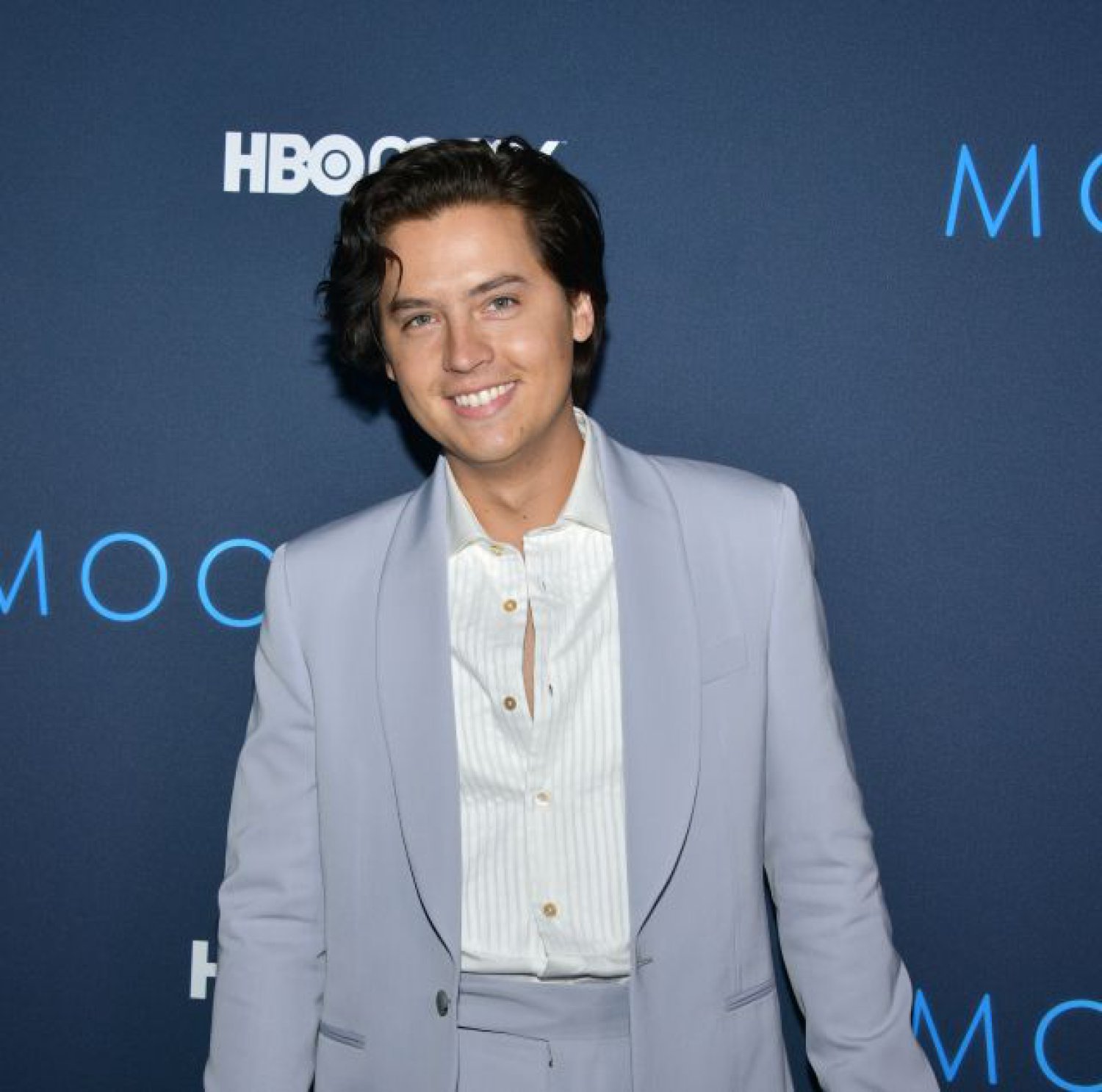 Cole Sprouse publica una foto desnudo y enseña todo sin tapujos | Big bang  | LOS40