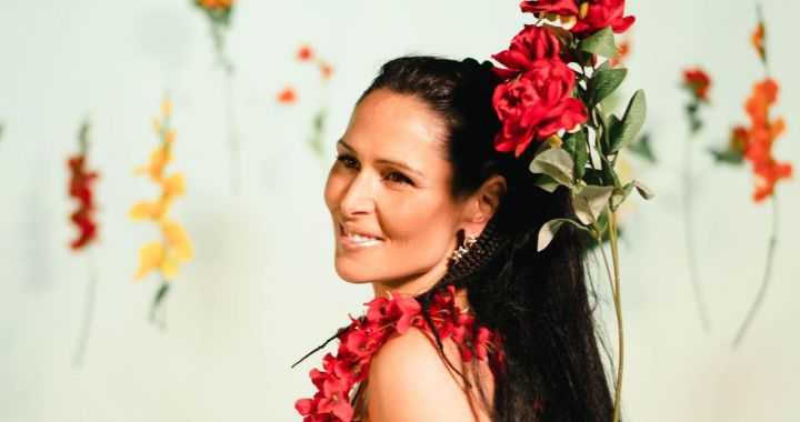 Rosa López regresa con 'Esa Belleza', una canción poderosísima y cargada de amor propio | Videoclip | Actualidad | LOS40