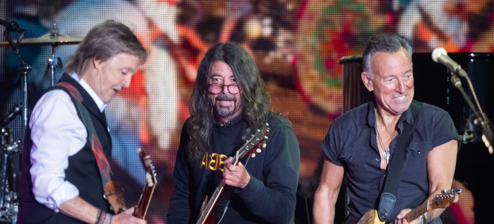 Paul McCartney brilla en Glastonbury con Dave Grohl y Bruce Springsteen