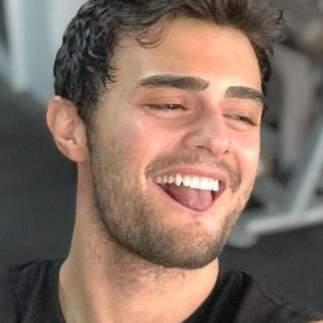 Así es Yiğit Koçak, el actor que da vida a Ömer Eren en 'Hermanos', la serie turca de Antena 3