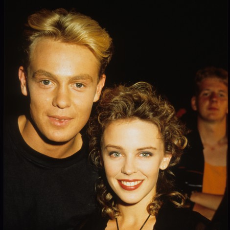 El reencuentro de Kylie Minogue y Jason Donovan para despedir ‘Neighbours’, la serie que los lanzó a la fama