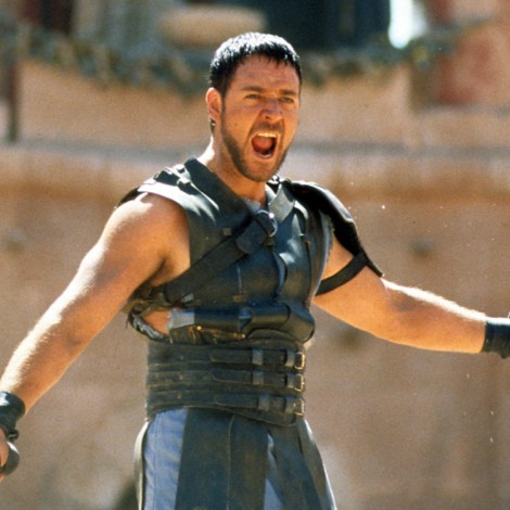 Russell Crowe homenajea a 'Gladiator' en su visita al Coliseo romano