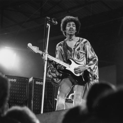 El último concierto de Jimi Hendrix en Seattle: De mal humor y ante un pastel gigante de barro