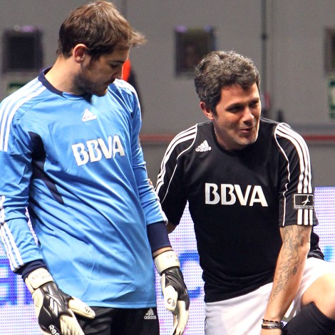 Alejandro Sanz visita a Iker Casillas en su pueblo y se arma una buena: “Navalacruz te aclama”