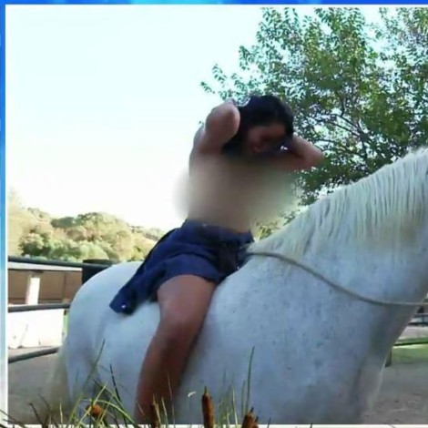Steisy cabalga en topless frente a Víctor Janeiro y se besa con Dani García en ‘Pesadilla en El Paraíso’