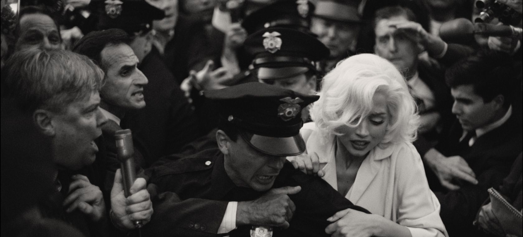 Crítica ‘Blonde’: Ana de Armas es más Norma Jean que Marilyn Monroe en un biopic crudo e irreverente