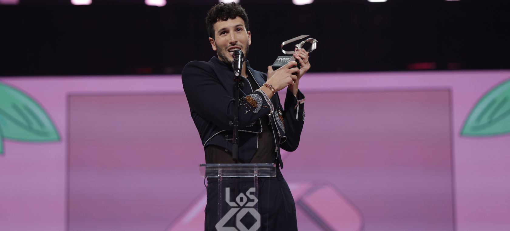 Sebastián Yatra emocionó con su discurso en LOS40 Music Awards: “Es duro cuando ves tantas cosas en las redes”