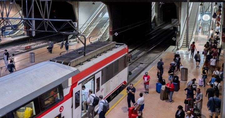 Renfe strike on November 7 and 11: affected trains, schedules and minimum services |  Present