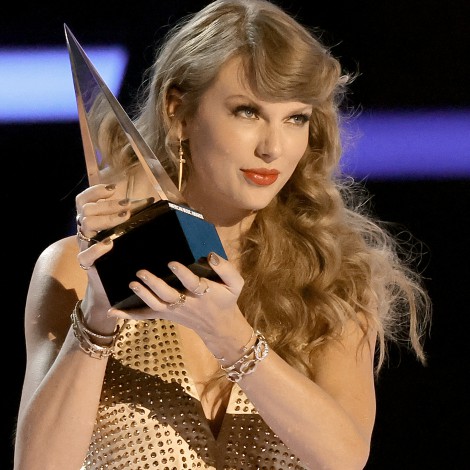 Taylor Swift arrasa a Beyoncé, Harry Styles y Bad Bunny: Ganadores de los American Music Awards 2022