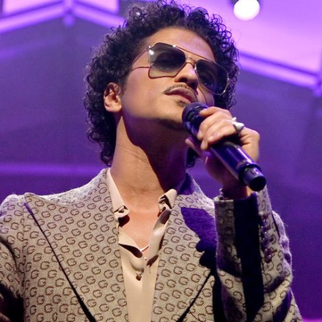 Bruno Mars tiene el mismo plan para fin de año que Adele o Katy Perry