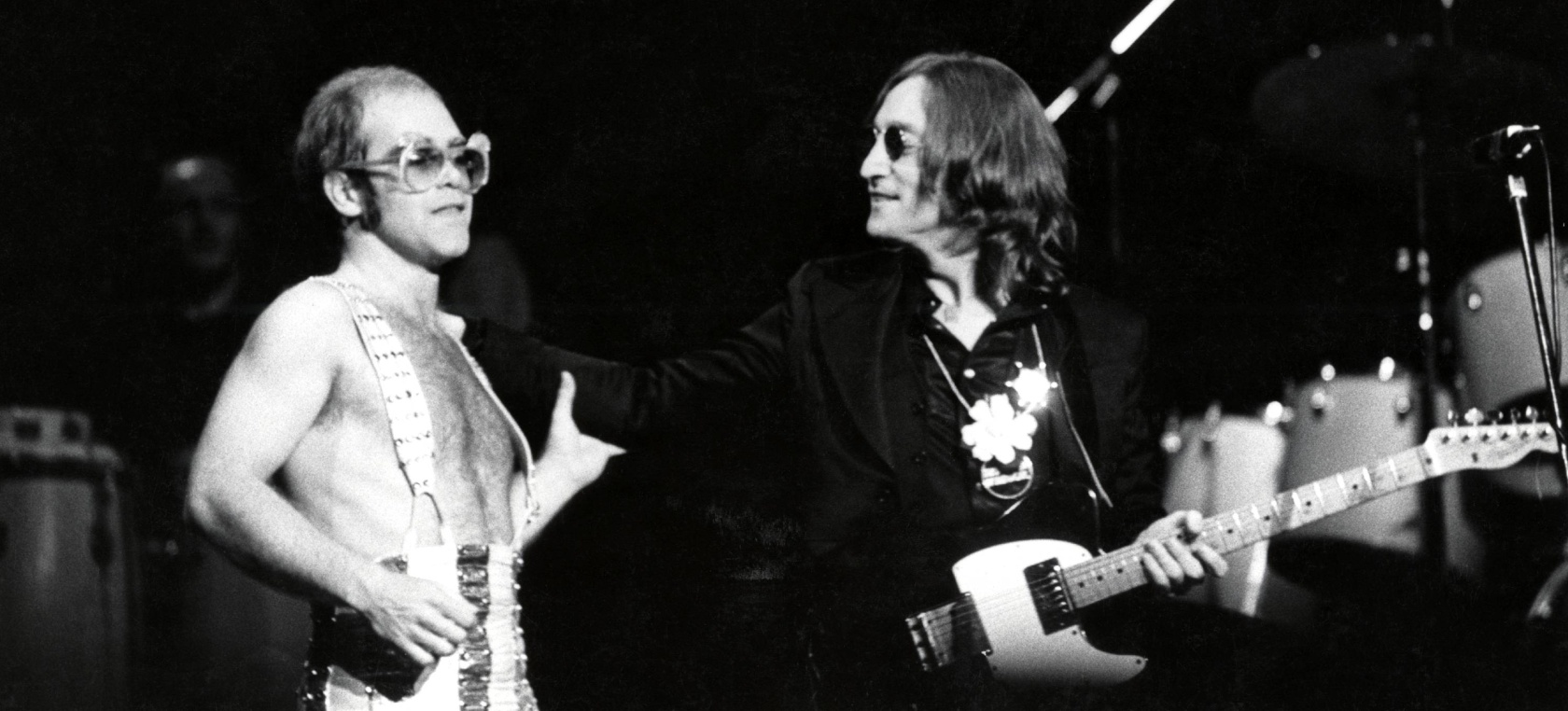 La última actuación John Lennon tras perder una apuesta durante su “romance relámpago” con Elton John
