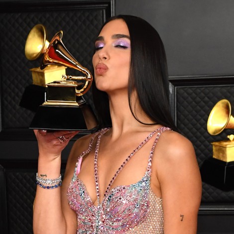 La era ‘Future Nostalgia’ de Dua Lipa a través de sus looks más impresionantes