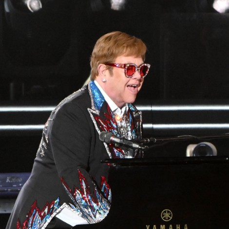 Elton John se despedirá de los escenarios actuando por primera vez en Glastonbury Festival 2023