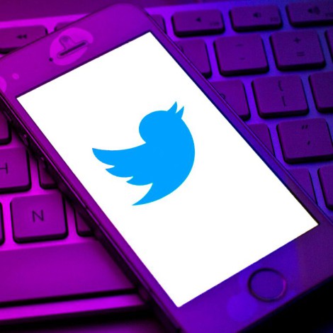 Twitter echa el cierre a otras redes sociales