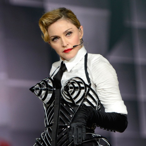 Madonna: Con ‘MDNA Tour’ llegó el escándalo… y los millones 