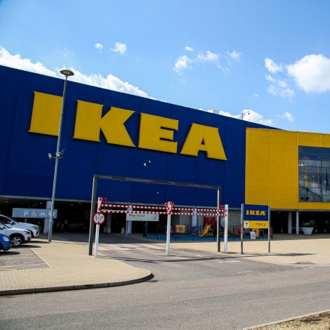 Alerta: encuentran trozos de metal en un famoso dulce vendido en Ikea