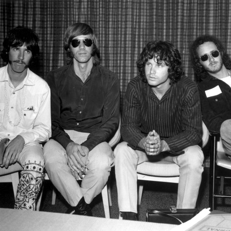 'The Doors': el álbum debut con el que la banda de Jim Morrison hizo historia en el rock