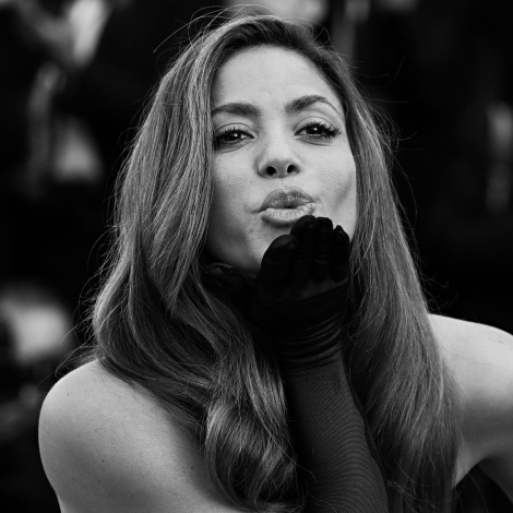 Shakira crea el nuevo lema del empoderamiento femenino: “Las mujeres ya no lloran, las mujeres facturan”