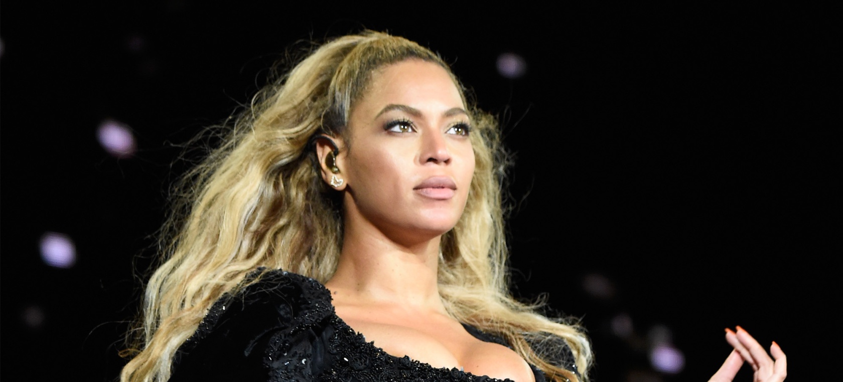 El regreso de Beyoncé, cuatro años después de cantar contra la pobreza, será en un hotel de lujo en Dubai 