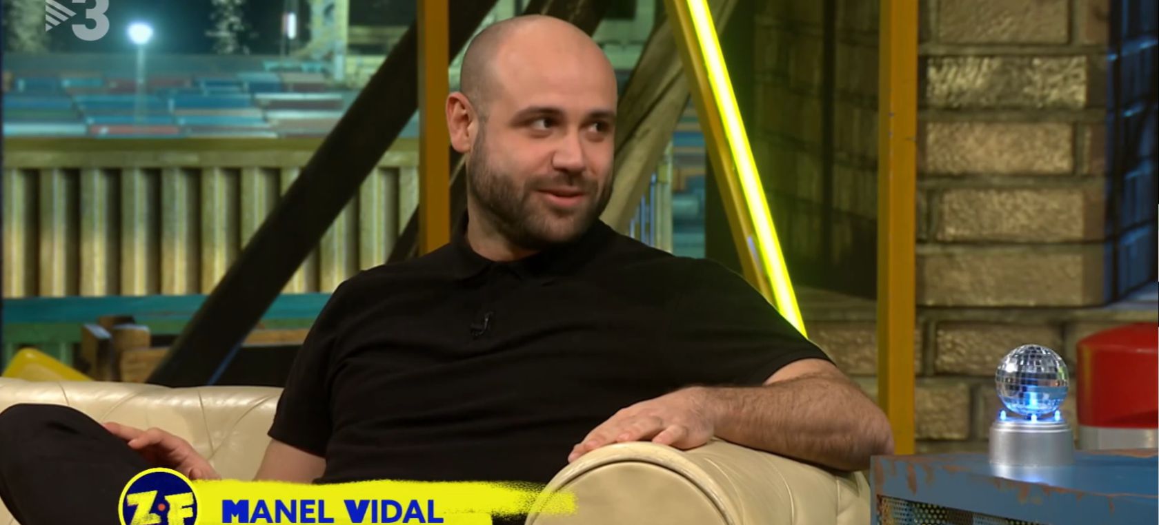 TV3 despide al humorista Manel Vidal por un chiste sobre el PSC y el nazismo