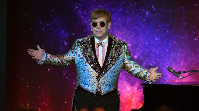 La gira despedida de Elton John bate récord como la más taquillera de la historia