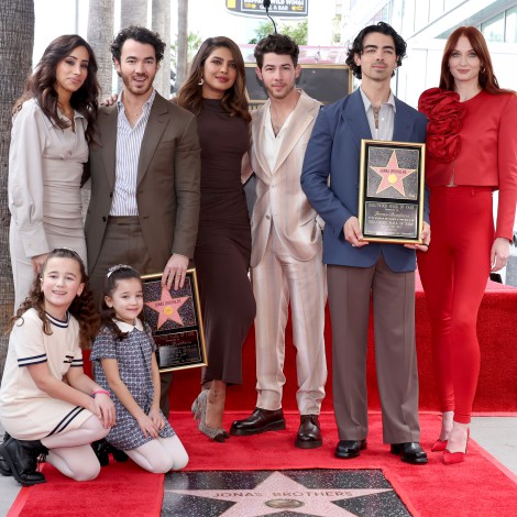 Jonas Brothers inaugura estrella en el Paseo de la Fama de Hollywood y todos los ojos se dirigen a Malti Marie
