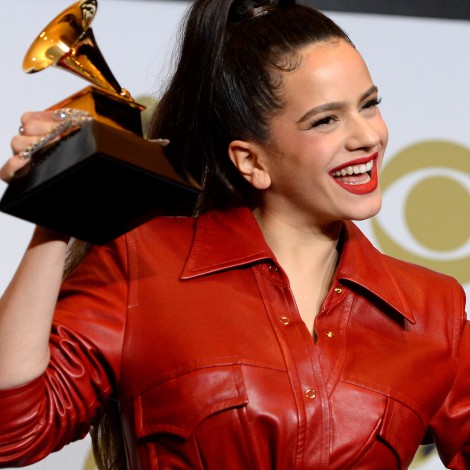 Rosalía se lleva el segundo premio Grammy de su carrera y su forma de celebrarlo nos representa
