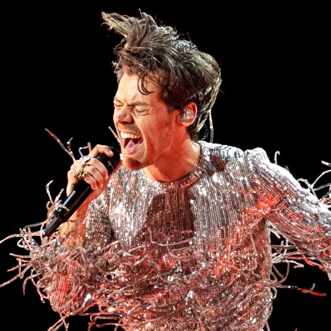 Harry Styles, Lenny Kravitz o Mariah Carey: 6 artistas que se han rasgado las vestiduras en pleno concierto