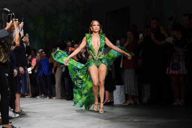 From Dua Lipa to Omar Montes: the artists who changed the stage for the catwalk 4 1676466629 757606 1676467658 sumario normal