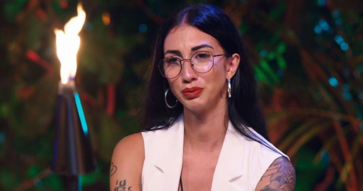 Naomi Reviews Retouching Before And After ‘Temptation Island’ And Not All Of Them Were Good Soompi
