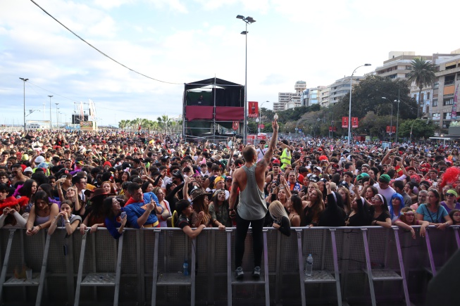LOS40 and LOS40 URBAN return to the Diurnal Carnival of Santa Cruz de Tenerife in front of more than 30,000 people 2 1677238377 208064 1677239573 sumario normal