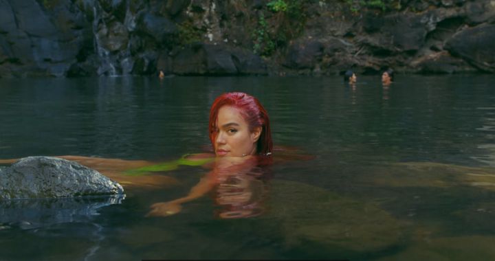 Karol G travels to Hawaii to heal his heart in his new music video