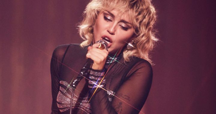 Miley Cyrus Heats Up Her Album Premiere With The Preview Of Her New Music Video: ‘River’