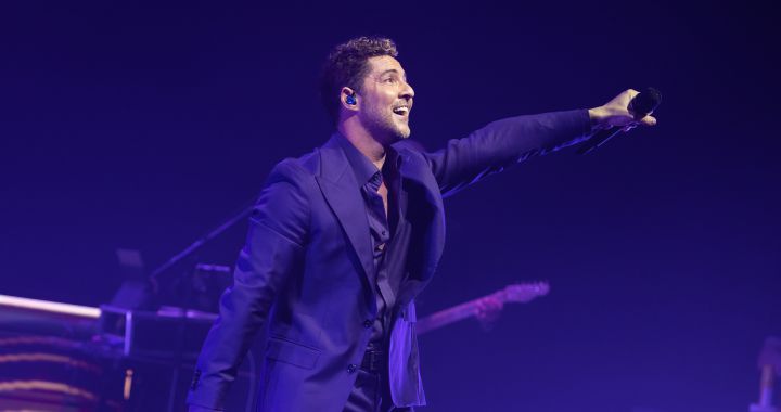 David Bisbal started his cycle of 20 concerts in style in Madrid