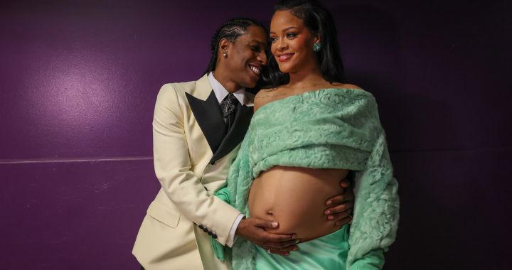 Rihanna brags about being pregnant at the 2023 Oscars
