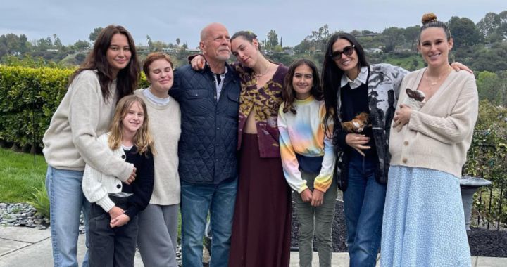 Bruce Willis’ first words and pictures after learning he has dementia