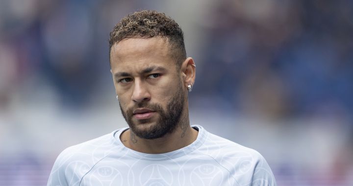 Neymar loses a million euros and his reaction goes viral