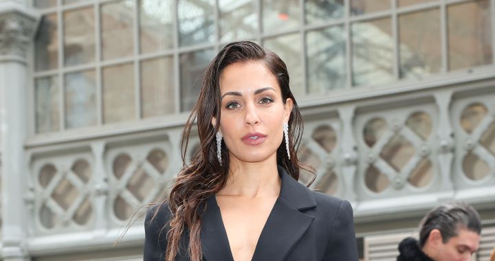 A month and a half later, Hiba Abouk reappears on the networks with a clear message