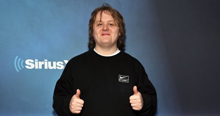 Lewis Capaldi, “the Jonas bonus” of the Jonas Brothers during his concert in New York