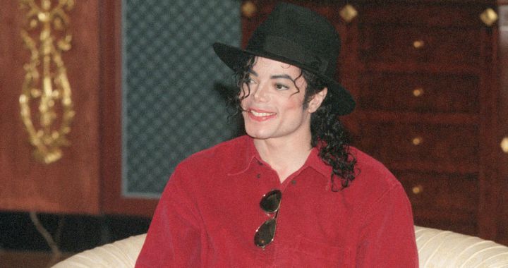 Michael Jackson’s “They Don’t Care About Us” Video Gets 1 Billion Views On YouTube |  LOS40 Classic