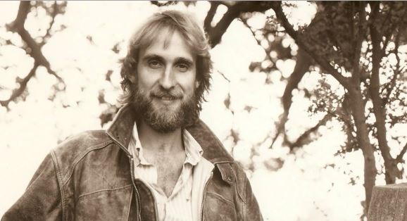 Nace Mike Rutherford