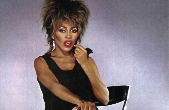 Tina Turner consigue su estrella en el Hollywood Walk of Fame