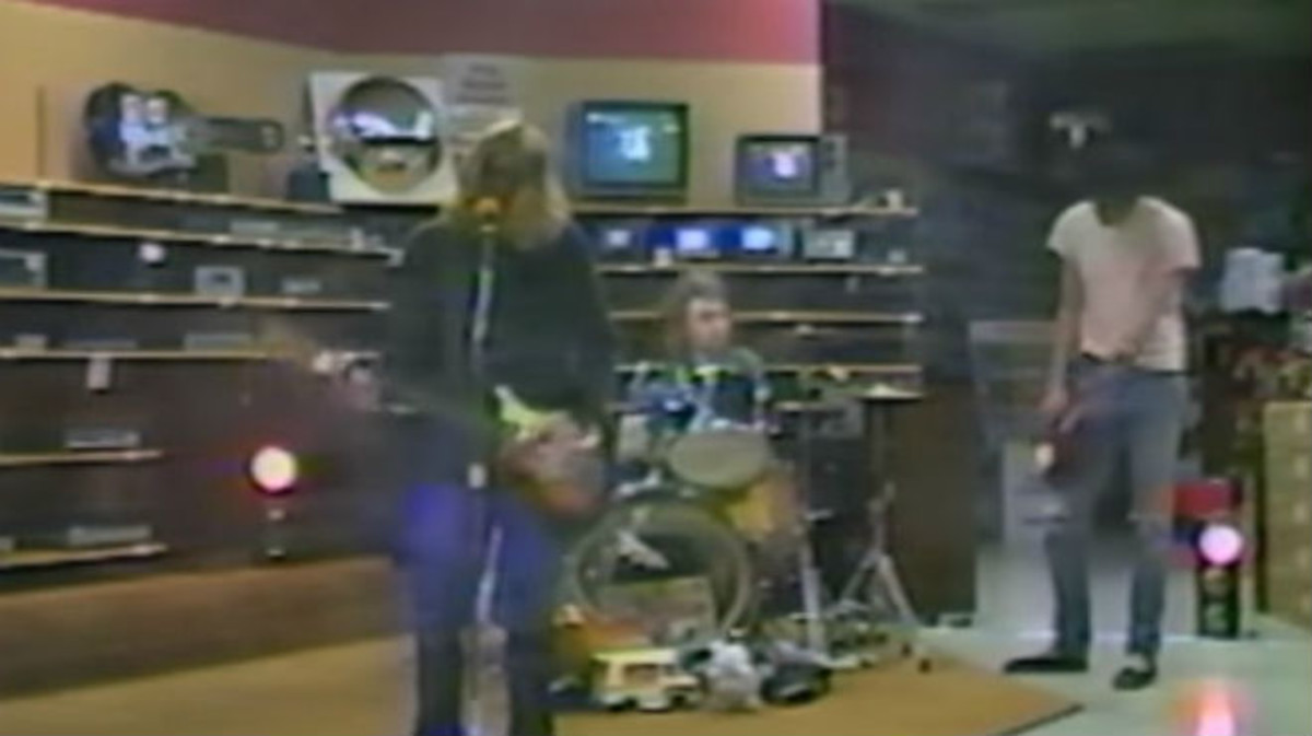 El primer video registrado de una actuación de Nirvana