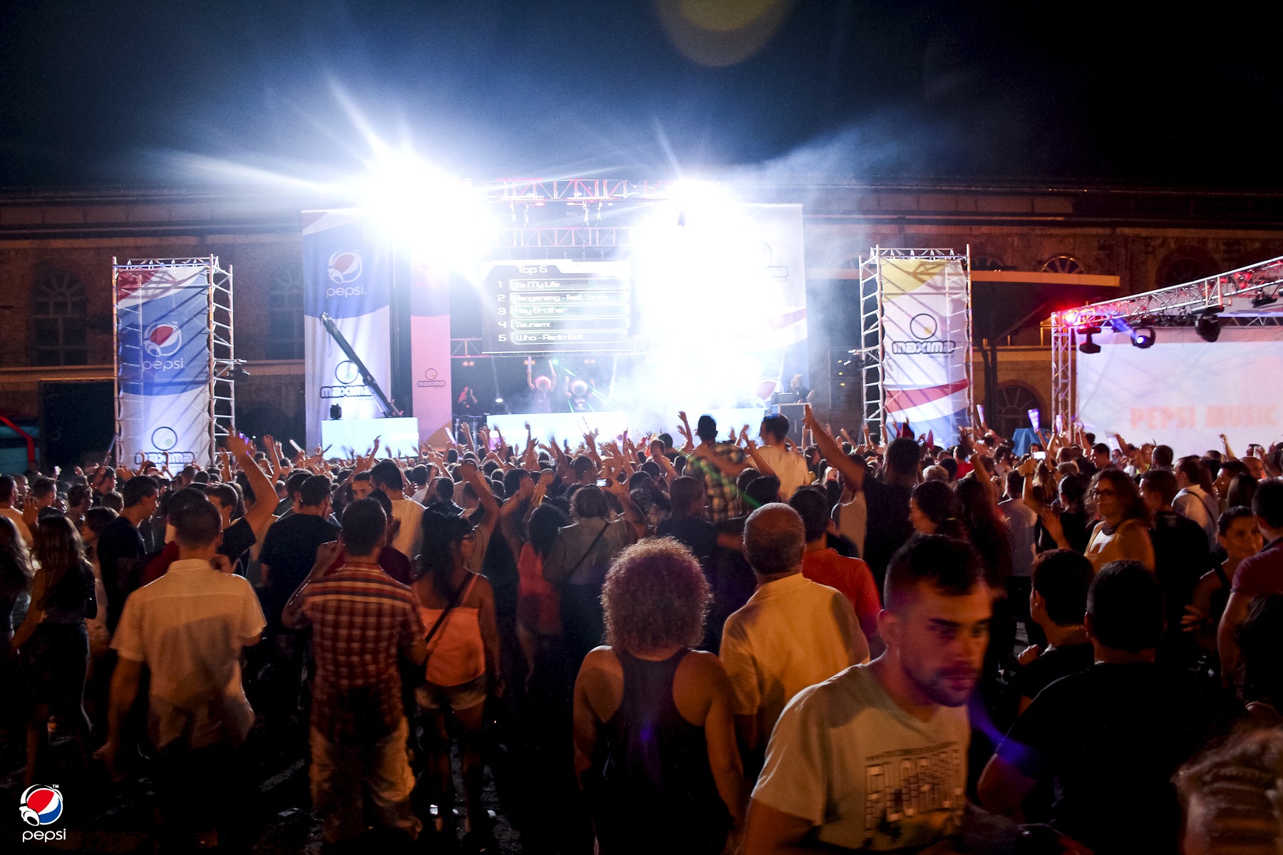 ¿Quiénes son los 10 DJ's mejor pagados?